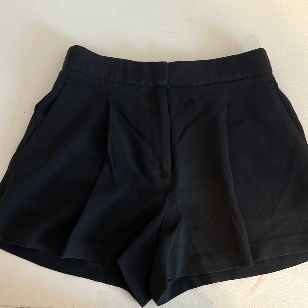 Theory black tailored shorts size 0